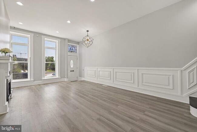 Building Photo - 1628 E Biddle St