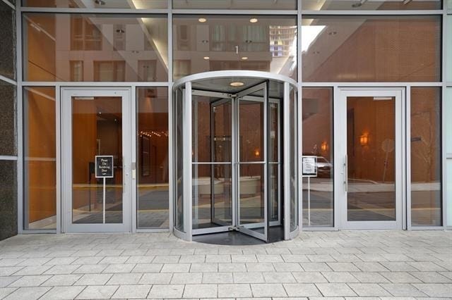 Building Photo - 1 Shore Ln