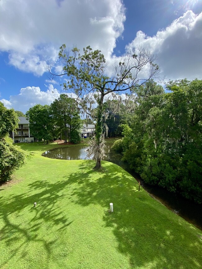 Building Photo - 4492 Great Oak Dr