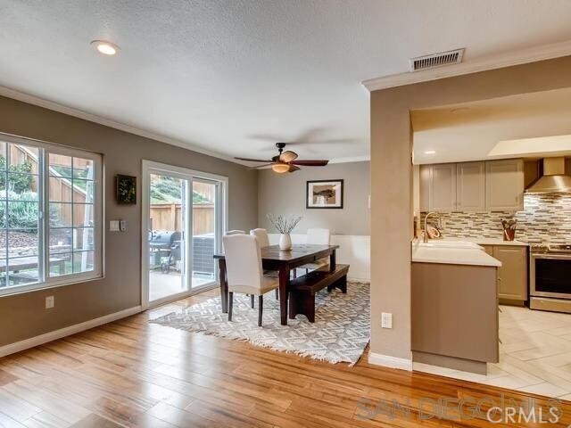 Building Photo - 2968 Lexington Cir