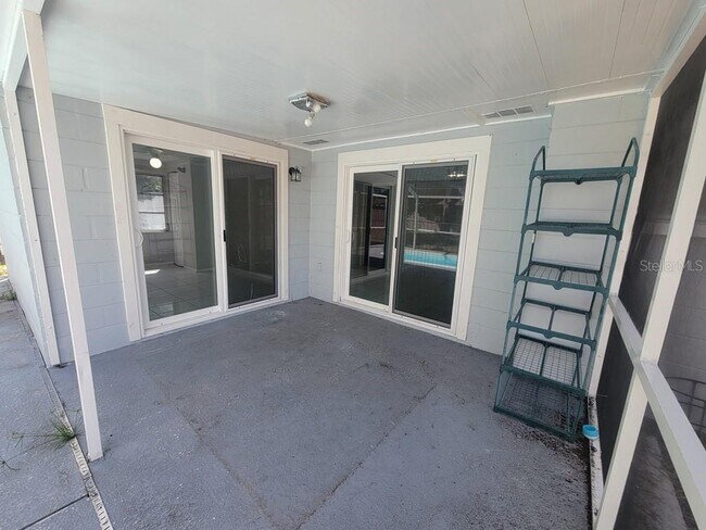 Building Photo - 10114 Old Orchard Lane