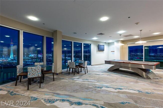 Building Photo - NEWPORT LOFTS--MAGNIFICENT PANORAMIC VIEWS...