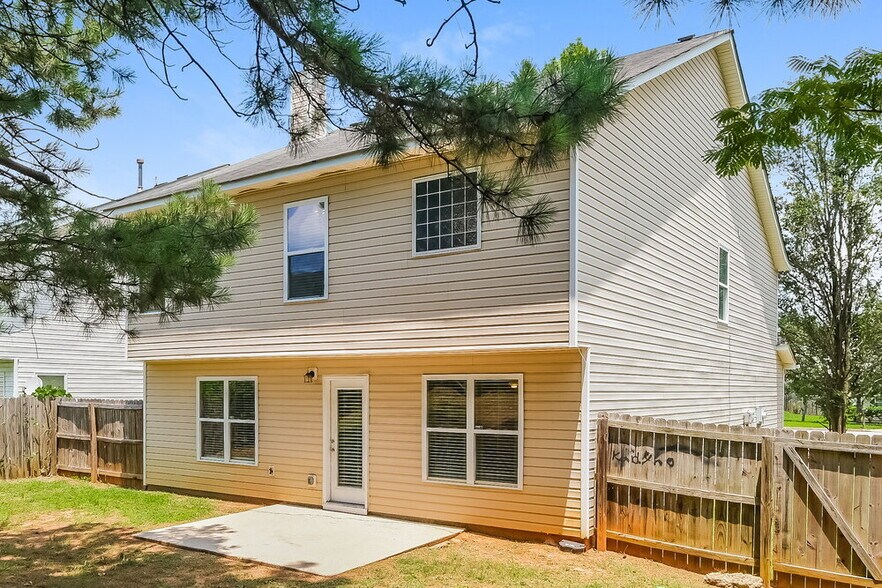 Building Photo - 3038 Summer Breeze Dr