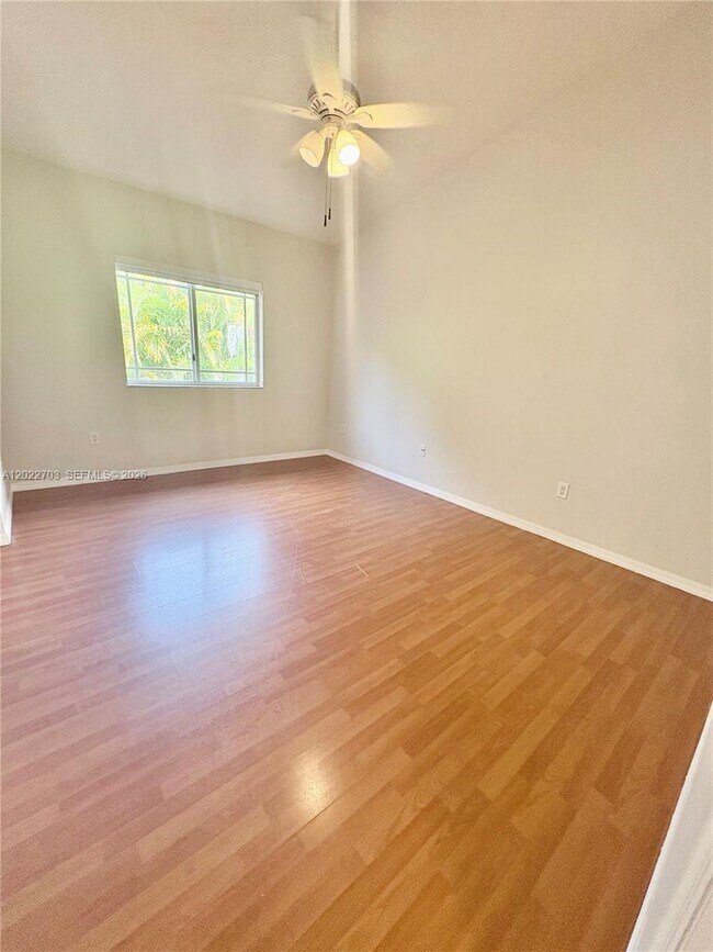 Building Photo - 10190 SW 88th St