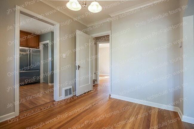 Building Photo - 1612 NE 62nd Ave
