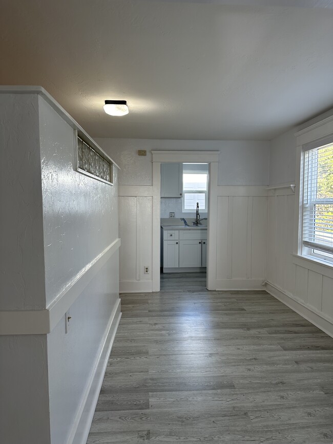 Dining room to kitchen - 1602 Linwood St