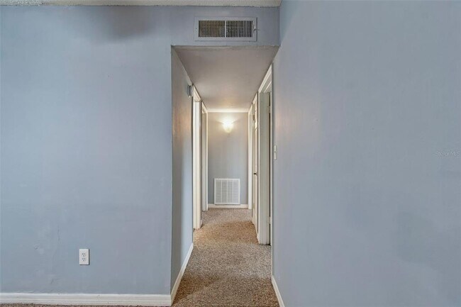 Building Photo - 1695 Lee Rd