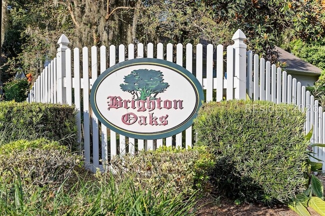 Building Photo - 65 River Tree Cir