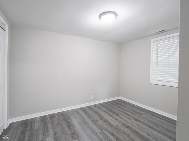 Building Photo - 1141 Temperance Ave