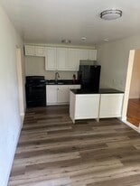 Building Photo - 32 Starr Ave