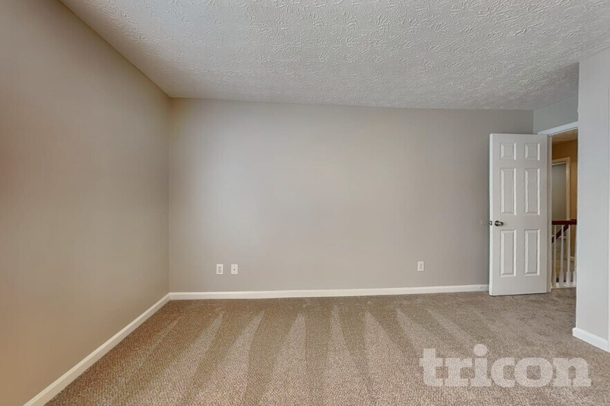 Building Photo - 4586 Darrowby Dr