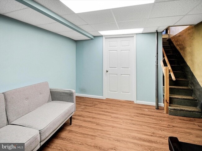 Building Photo - 3 Bells Mill Rd