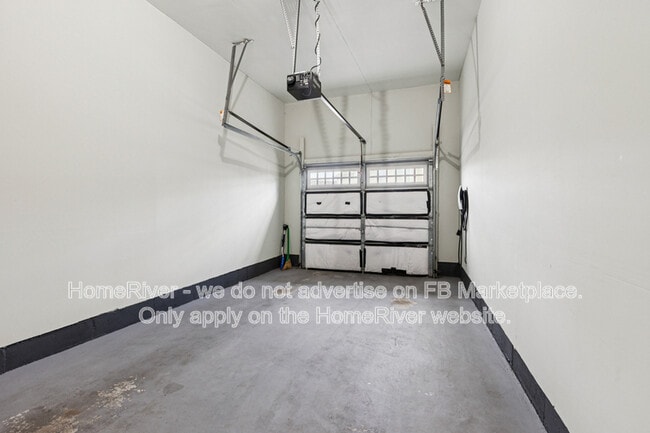 Building Photo - 22 Clifford Cir