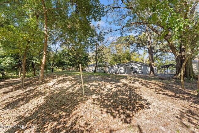 Building Photo - 4044 Hunter Cir