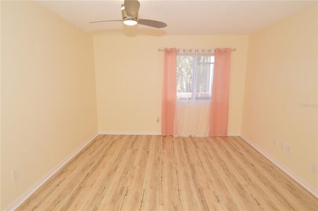 Building Photo - 10265 Gandy Blvd N