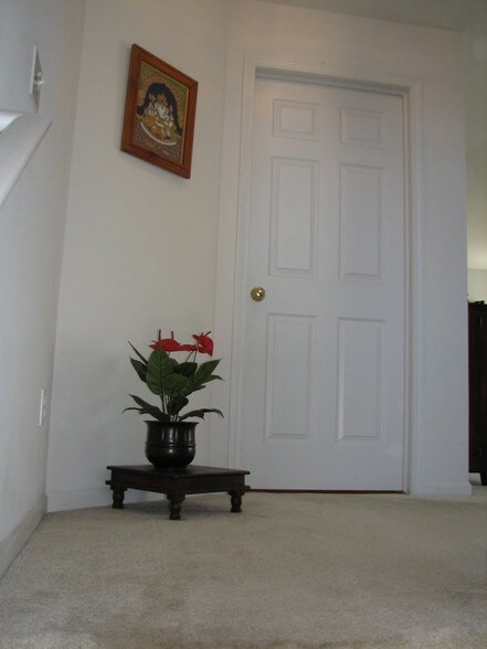 Building Photo - 3144 Promenade Cir