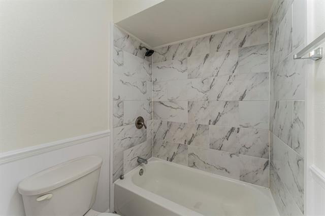 Building Photo - 502 Prairie Dell St