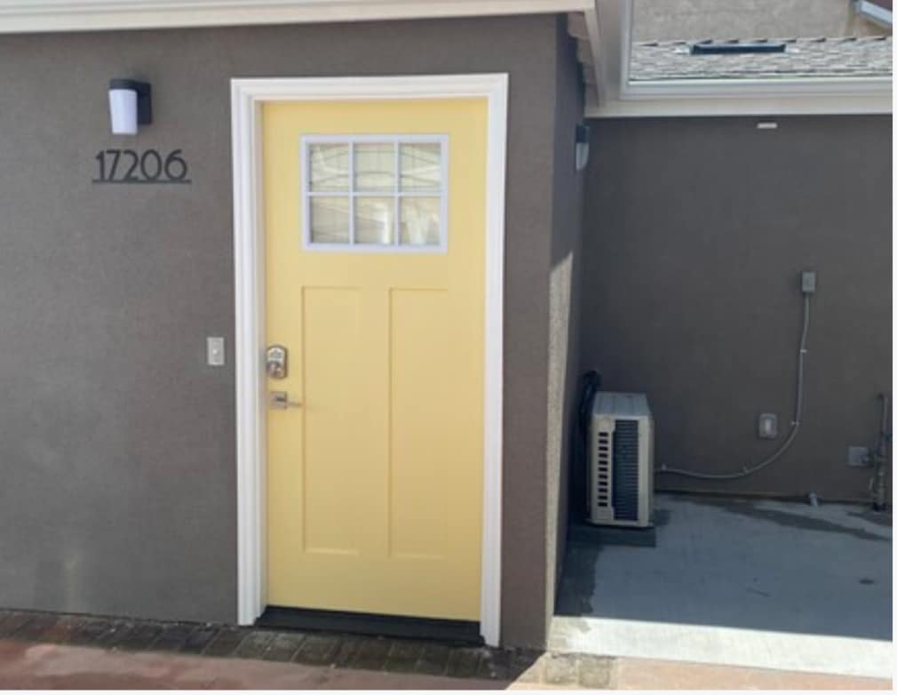 Back Detached House - 17206 Crenshaw Blvd