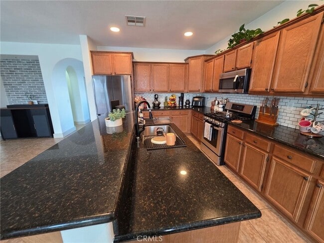 Building Photo - 15895 Green Acres Ct