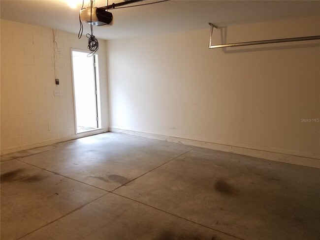 Building Photo - 12610 Carlby Cir