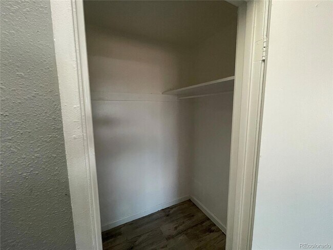 Building Photo - 1590 Clinton St