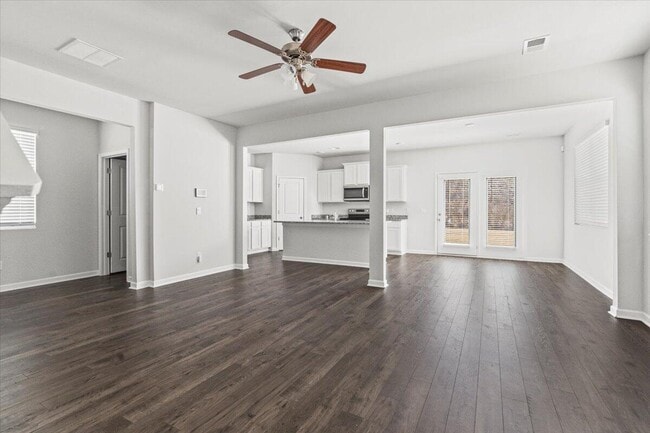 Building Photo - 5144 Captain Dr