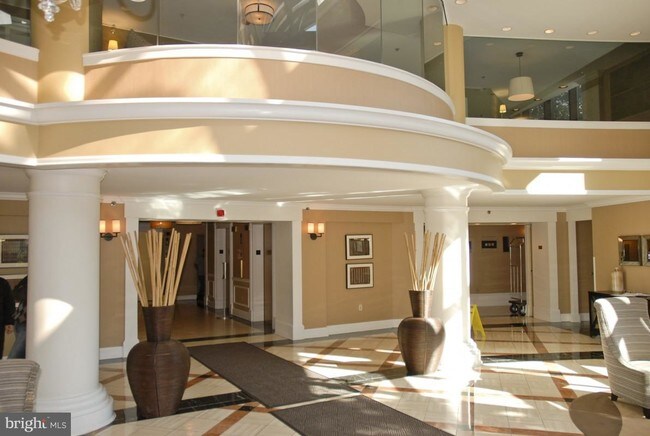 Building Photo - 10101 Grosvenor Pl