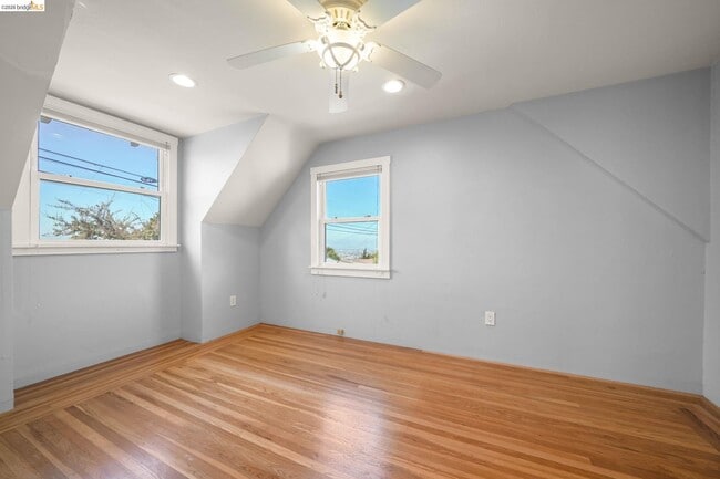 Building Photo - 7850 Crest Ave
