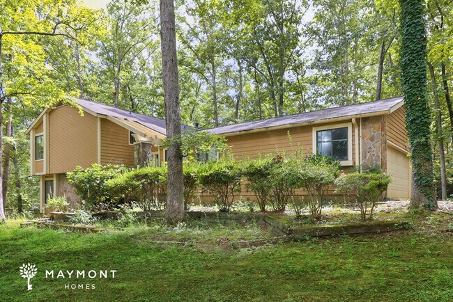 Building Photo - Inviting 4-Bedroom Douglasville Home