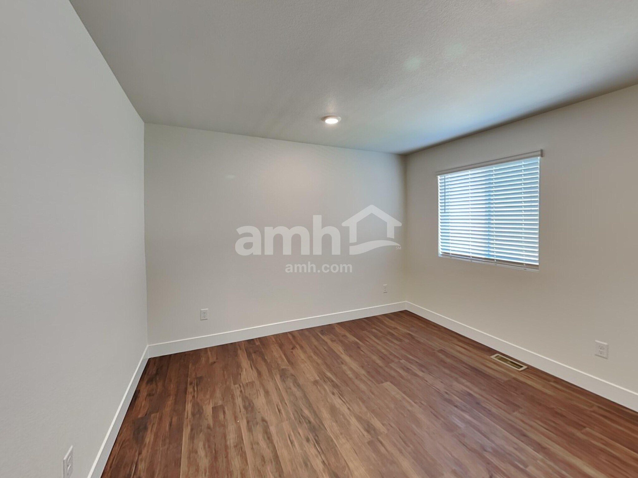 Building Photo - 11622 Broken Top Dr