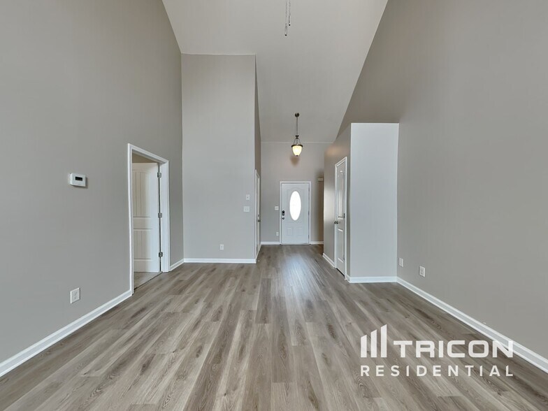 Building Photo - 1398 Scrub Oak Drive