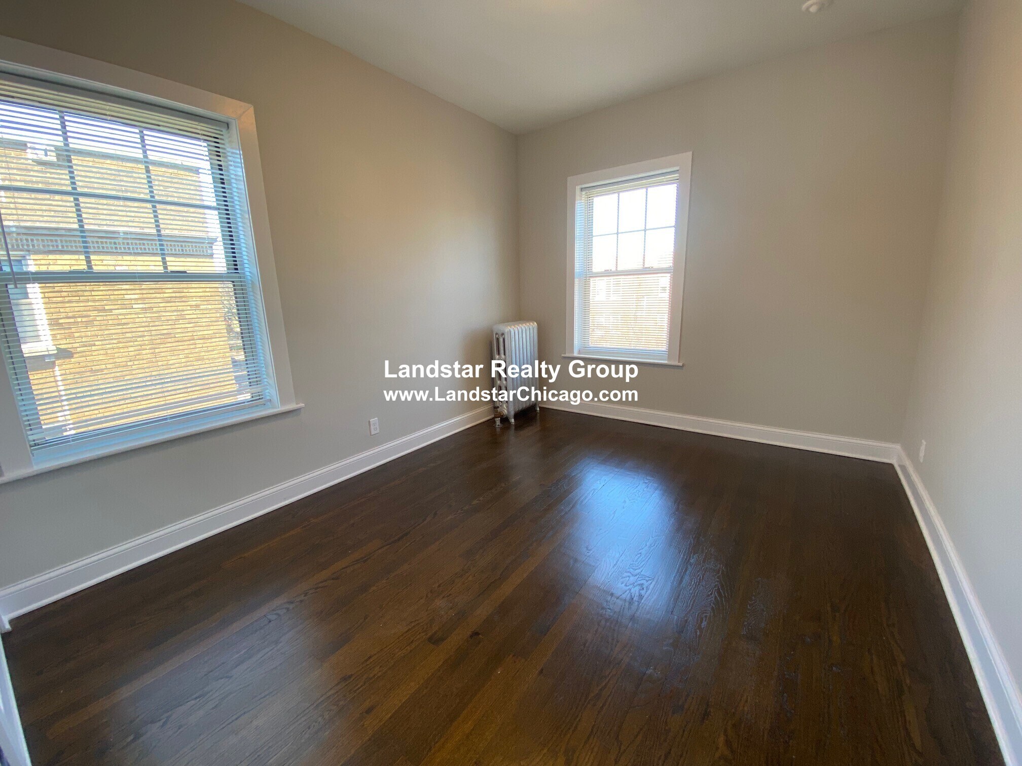 Building Photo - 730 Reba Pl