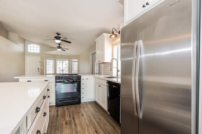 Building Photo - 3134 E McKellips Rd