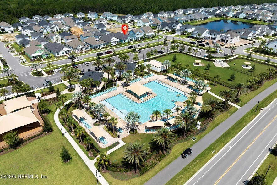 Building Photo - 40 Blue Hampton Dr