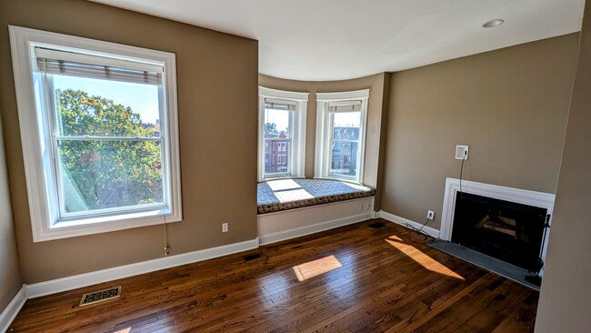 Bedroom 2/Multipurpose Room - 614 Maryland Ave NE