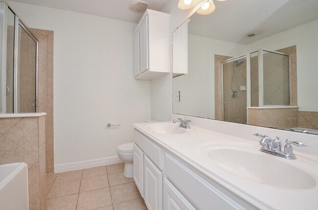 Building Photo - 14630 Windwood Park Ln