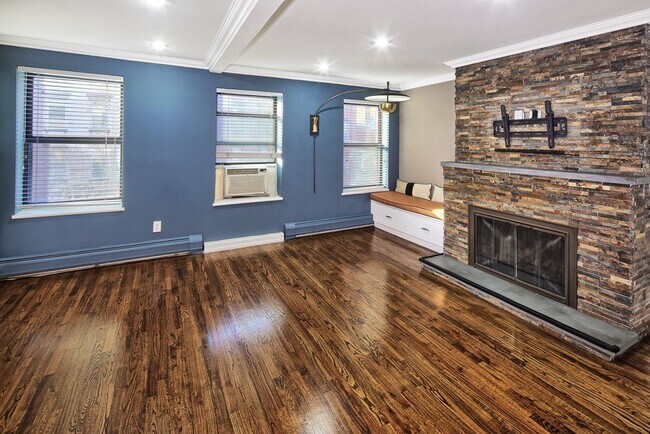 Building Photo - 205 Park Ave