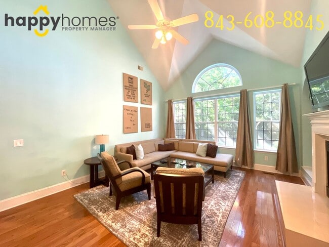 Building Photo - Gorgeous home in an ideal location on Daniel Island