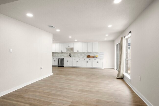 Building Photo - 11534 Willwood Dr
