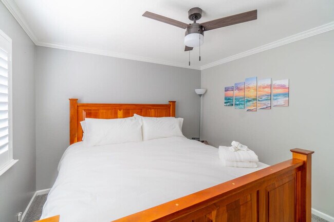 Building Photo - 14350 Ghost Rider Dr