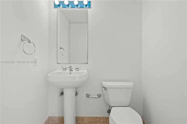 Building Photo - 1650 Brickell Ave