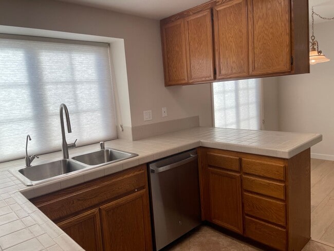 Building Photo - 2 Bedroom Ranch Style Home in RANCHO SAN DIEGO