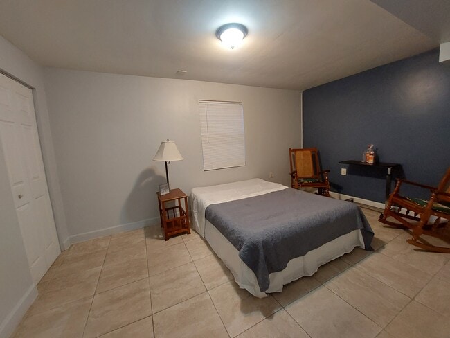 Building Photo - 1756 NW 19th Ter