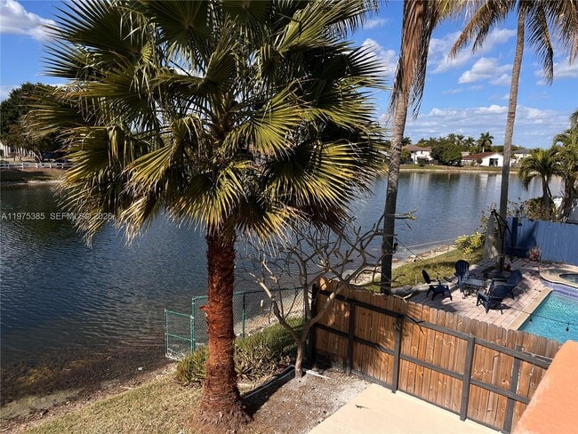 Building Photo - 9414 SW 164th Ct