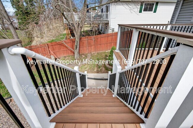 Building Photo - 1476 Shadow Wood Dr