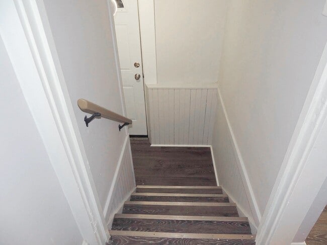 Building Photo - Gorgeous & Completely Rehabbed 3 Bed - 1.5 Bath Colonial for Rent!