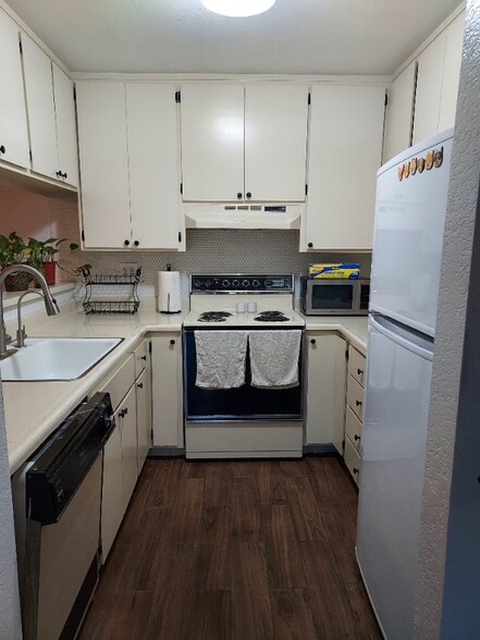 Building Photo - 1280 Coyote Creek Pl