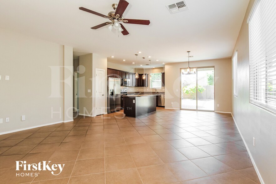 Building Photo - 12059 W Desert Sun Ln