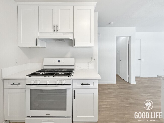 Building Photo - Spacious 5BD/2.5BA Two-Story Home in South San Diego with Large Backyard, Office & Attached Garage