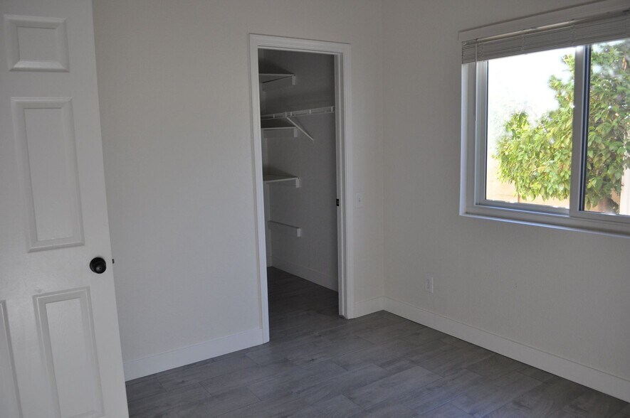 Building Photo - 10795 N 109th St